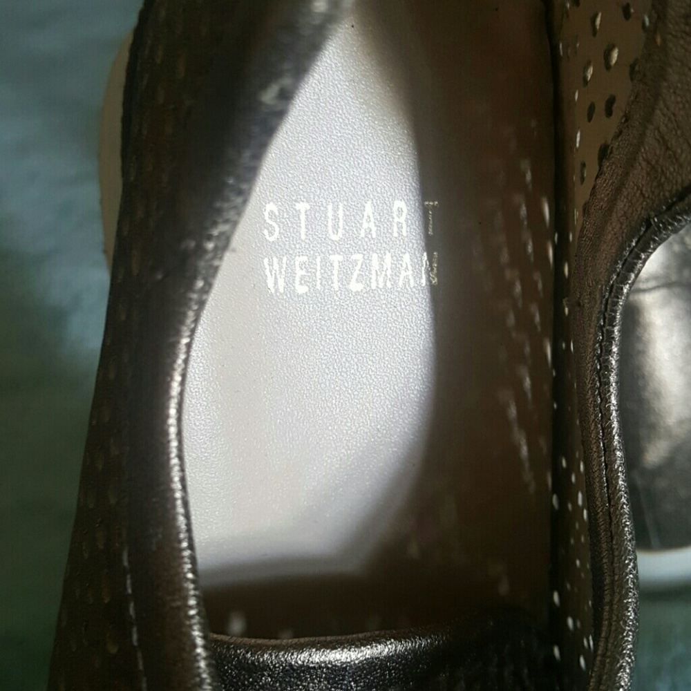 Shoes - Picture 3 of 4